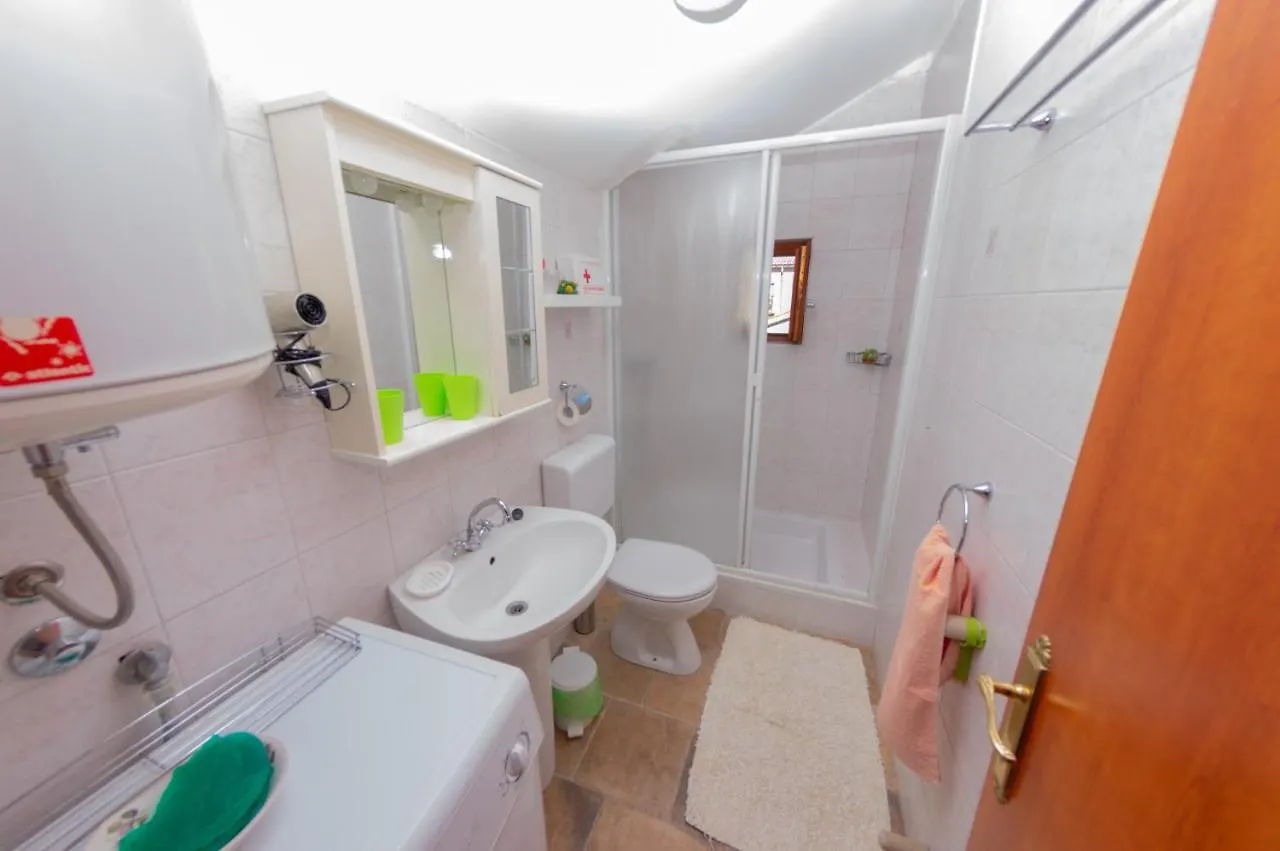 Holiday home Kuca Kata - Property Nono Veprinac